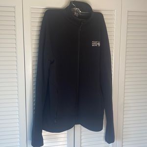 Super soft Mountain Hardware light winter coat black women’s medium